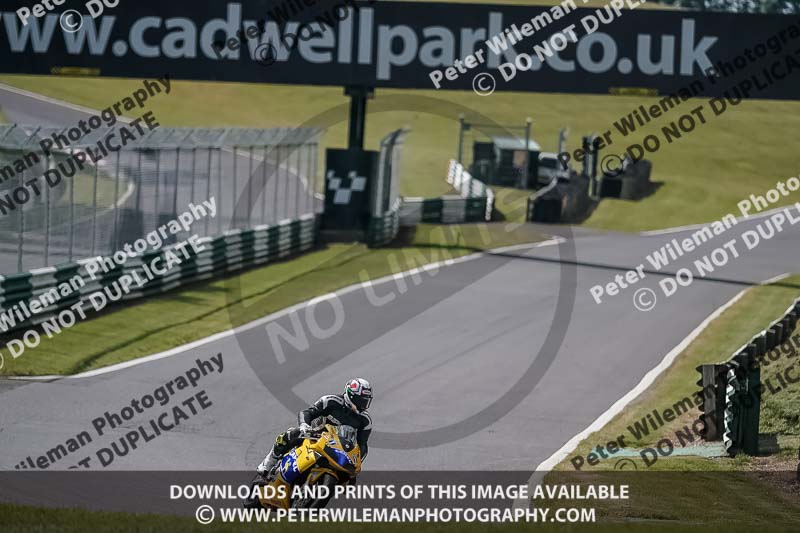 cadwell no limits trackday;cadwell park;cadwell park photographs;cadwell trackday photographs;enduro digital images;event digital images;eventdigitalimages;no limits trackdays;peter wileman photography;racing digital images;trackday digital images;trackday photos